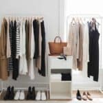 Capsule Wardrobe für Frauen – so baust du dir eine zeitlose Garderobe auf